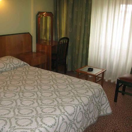 Oender Otel Erbaa Buitenkant foto